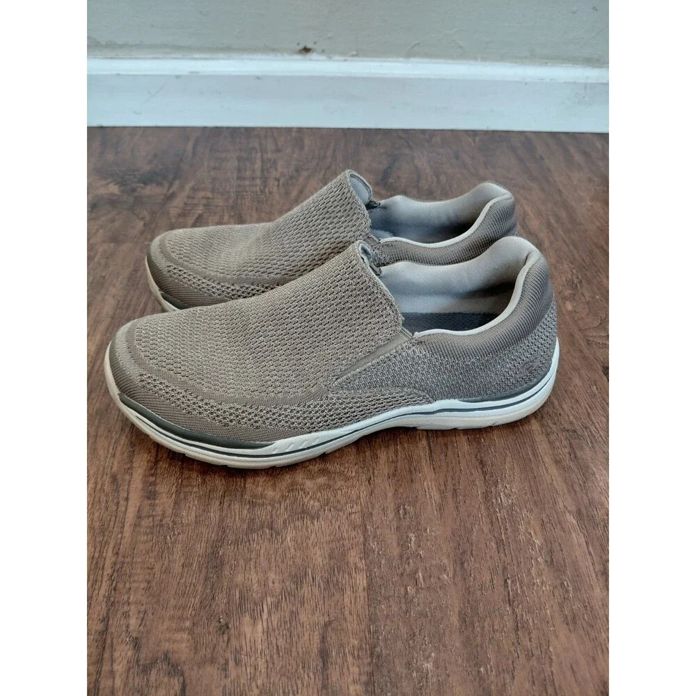Skechers Memory Foam Relaxed Fit Air Cooled Men Size  8.5 Slip-On Loafers Brown